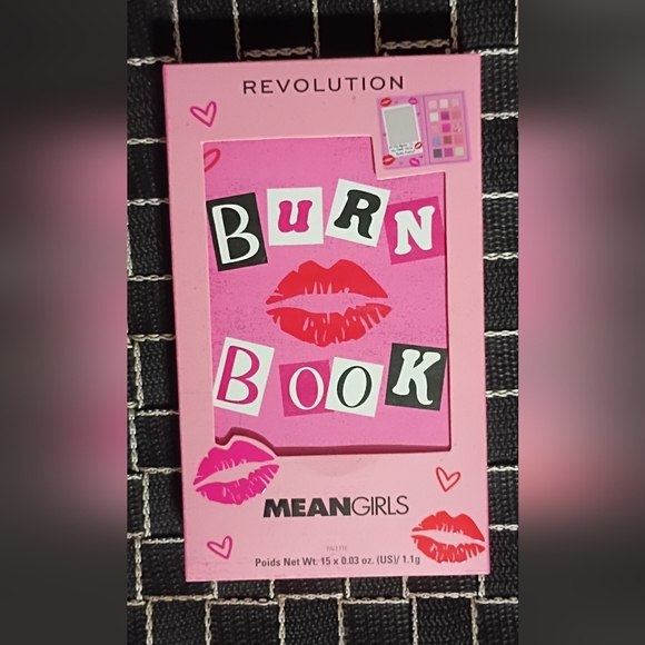 NWT Mean Girls Makeup Bundle - Picture 3 of 5